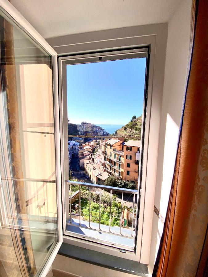 The Manarola Main Plaza Hotel ภายนอก รูปภาพ