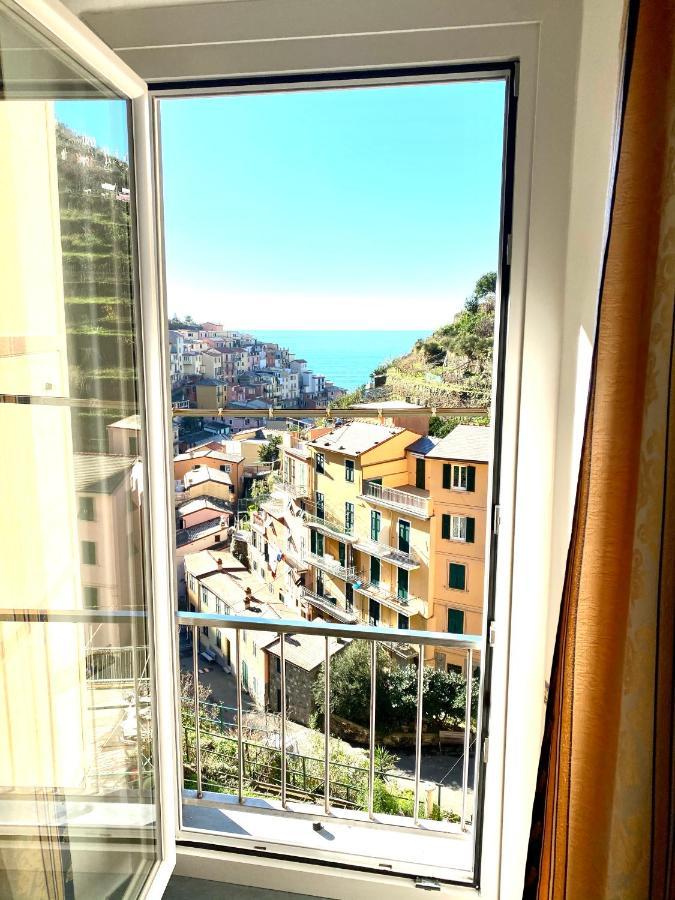 The Manarola Main Plaza Hotel ภายนอก รูปภาพ