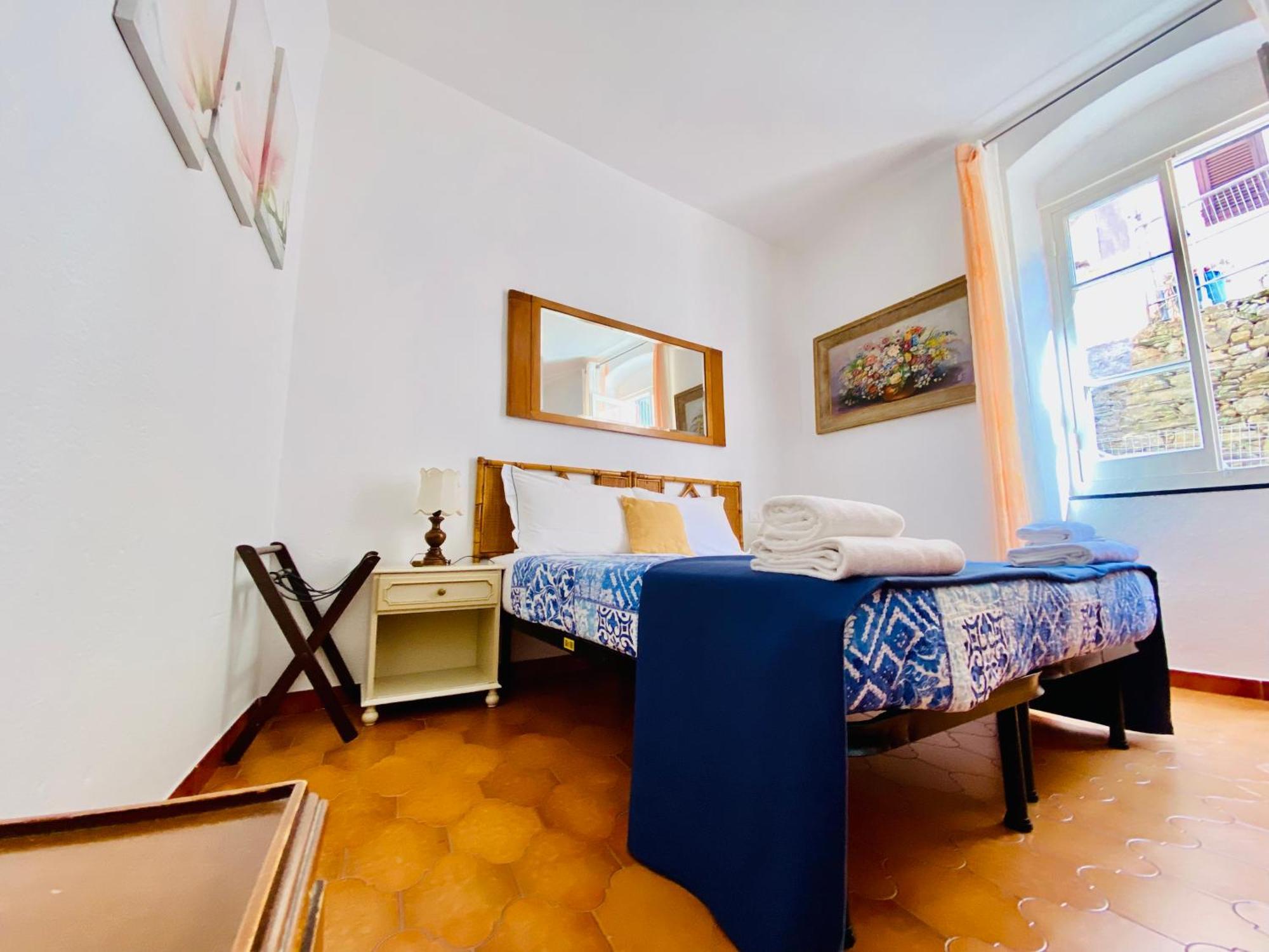 The Manarola Main Plaza Hotel ภายนอก รูปภาพ